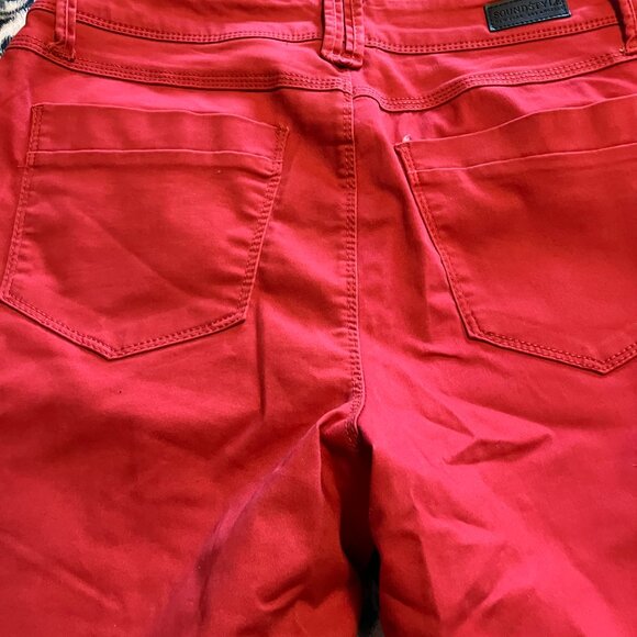 SoundStyle Red Jeans - Picture 1 of 7